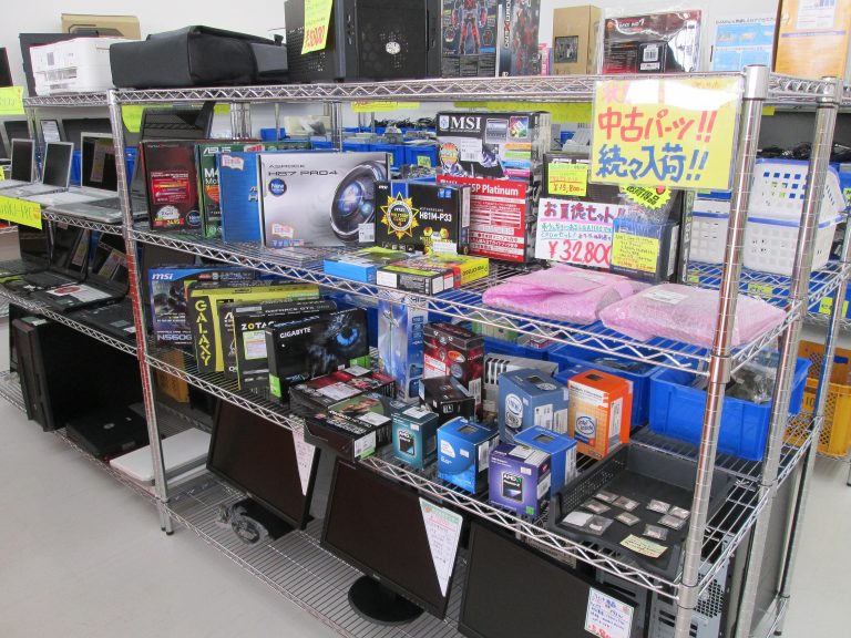 写真：お買い得の中古パソコン